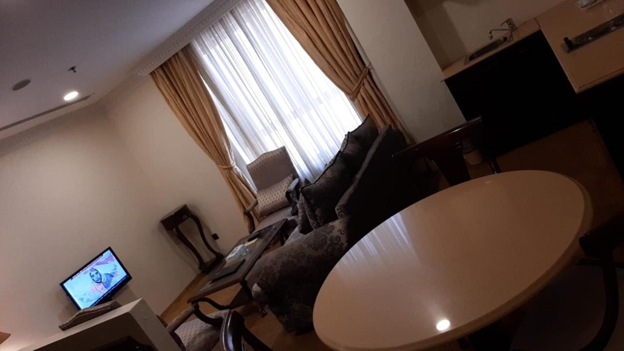 Rooz Park Hotel อัลโคห์บาร์ ภายนอก รูปภาพ