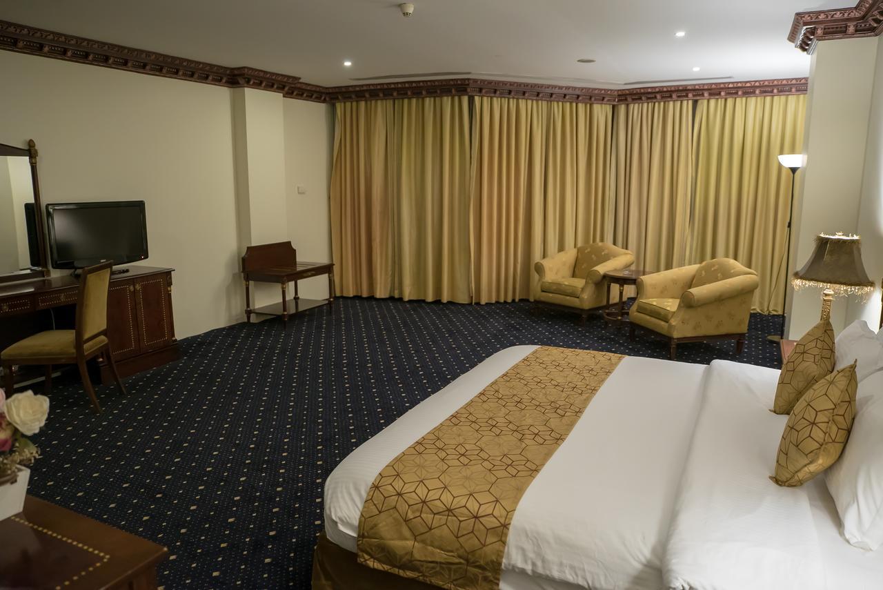Rooz Park Hotel อัลโคห์บาร์ ภายนอก รูปภาพ